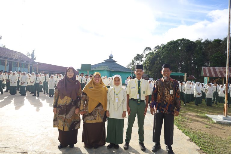 MAN Tapanuli Selatan Gelar Pembukaan Ujian Sumatif Akhir Tahun (USAT) Tahun Ajaran 2025/2026