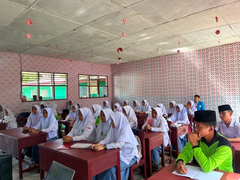 Semangat Siswa MAN Tapanuli Selatan dalam Mengikuti Ekstrakurikuler English Day